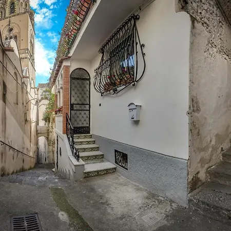 Le Sirene Holiday House * Amalfi