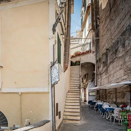 Le Sirene Holiday House Holiday home *